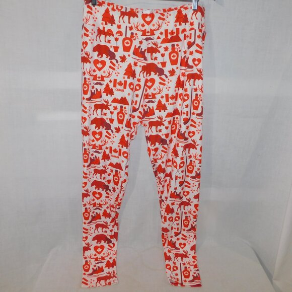 Miss T's Fashion TC2 Womens 20 to 26 Red White Canada Themed Leggings - Picture 2 of 6